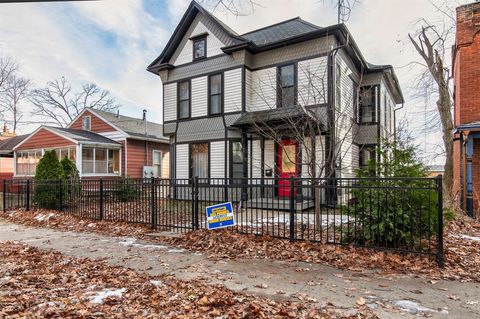 1730 Woodland Avenue Des Moines IA 50309