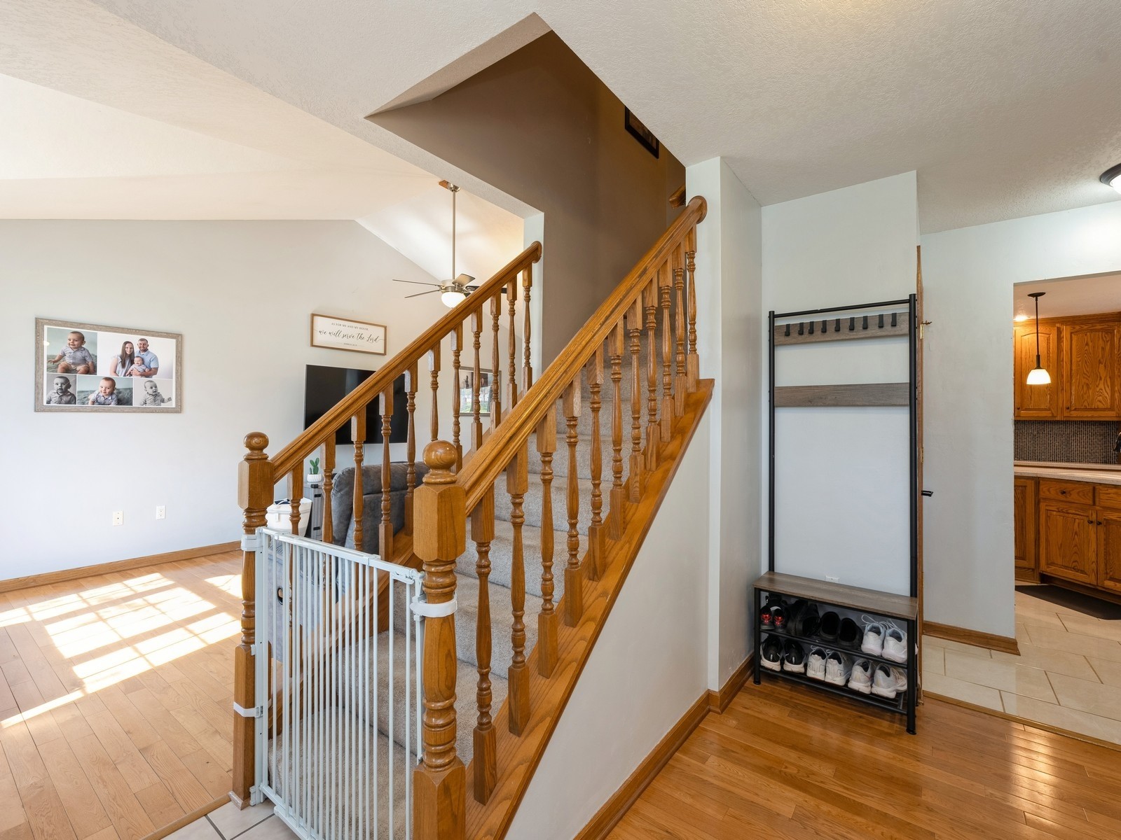 1415 W 9th Street, Newton, Iowa image 5