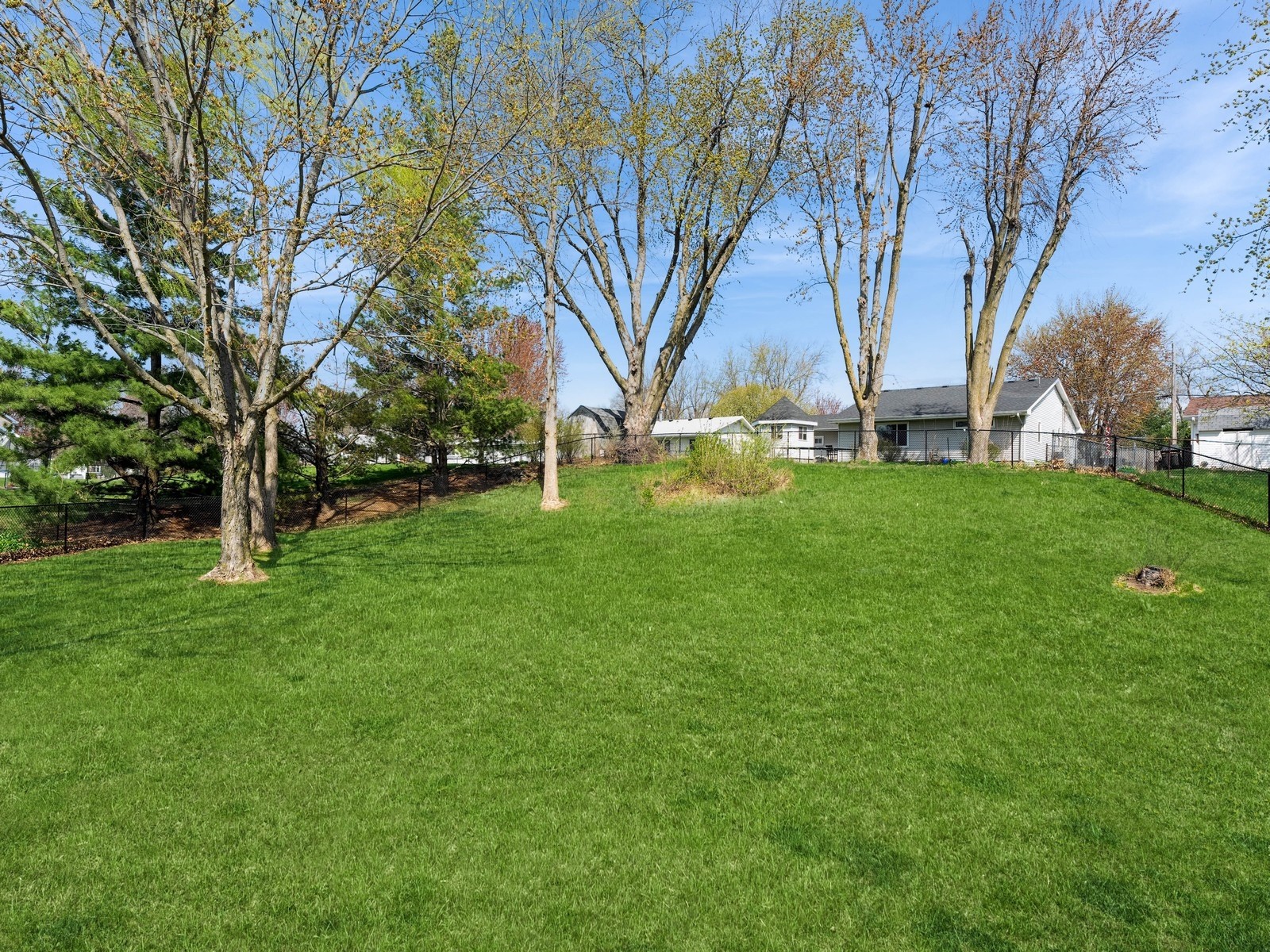 1415 W 9th Street, Newton, Iowa image 34