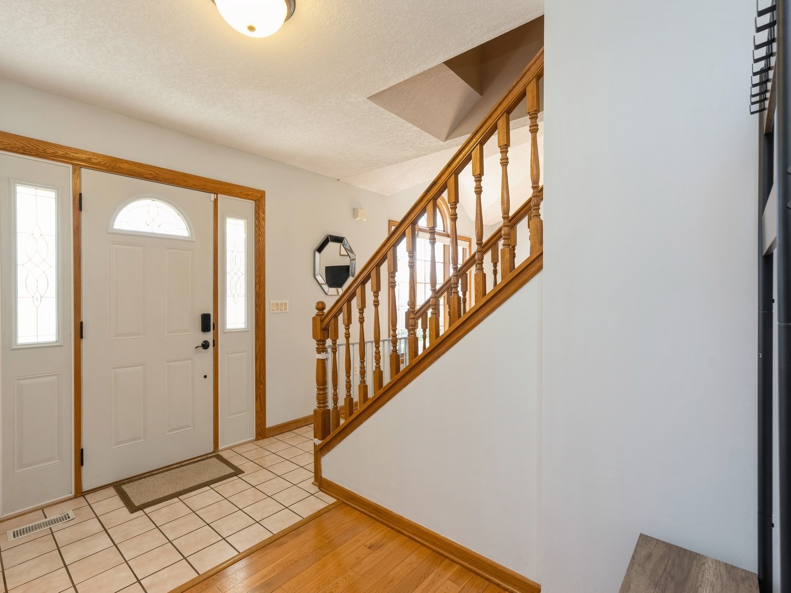 1415 W 9th Street, Newton, Iowa image 4
