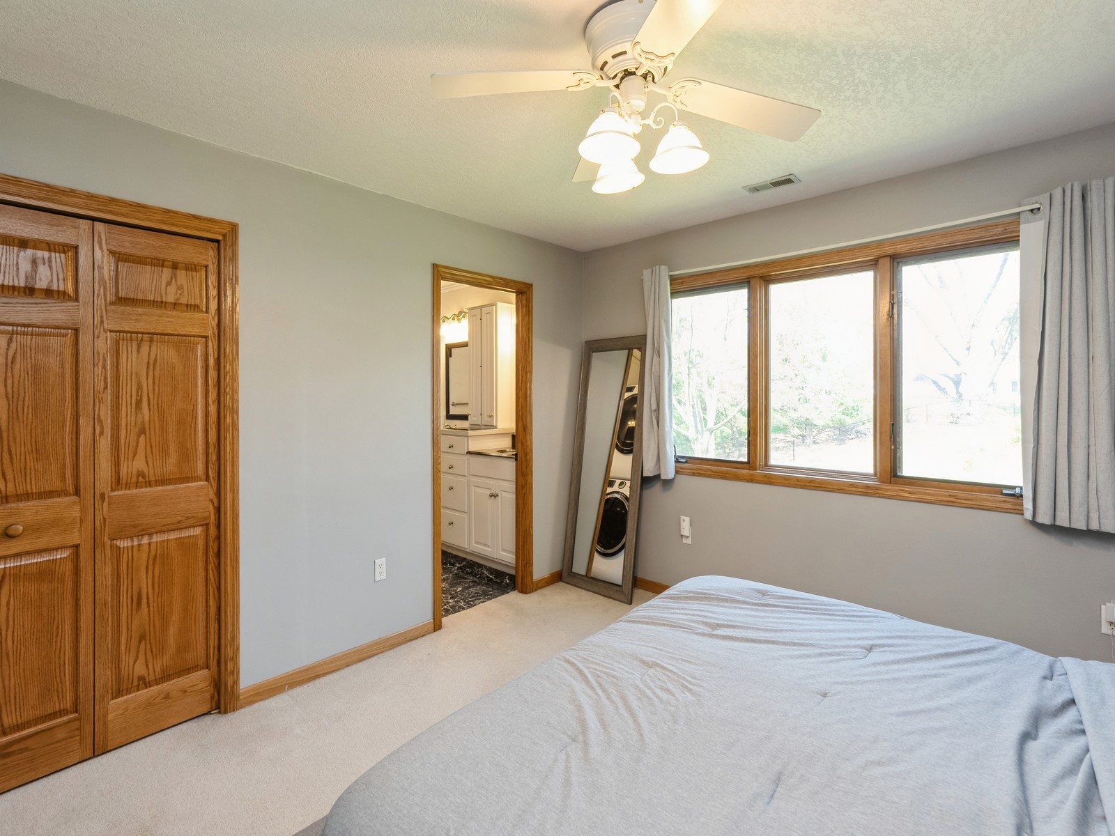 1415 W 9th Street, Newton, Iowa image 21