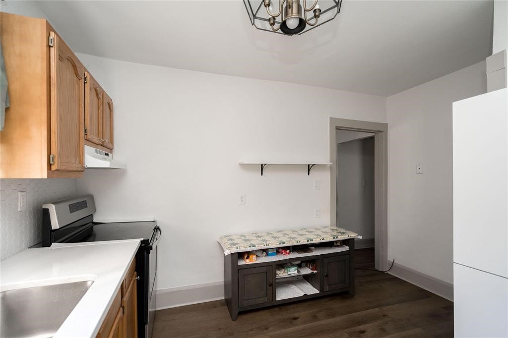 2346 Hull Avenue, Des Moines, Iowa image 5