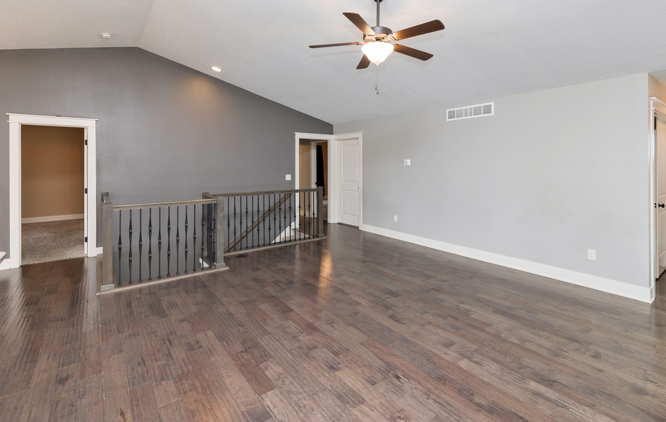 514 NE Elm Street, Elkhart, Iowa image 14