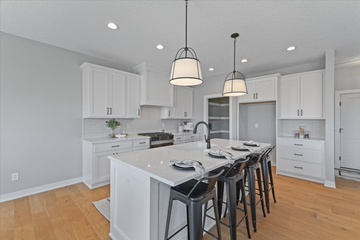 14707 North Valley Drive, Urbandale, Iowa image 9