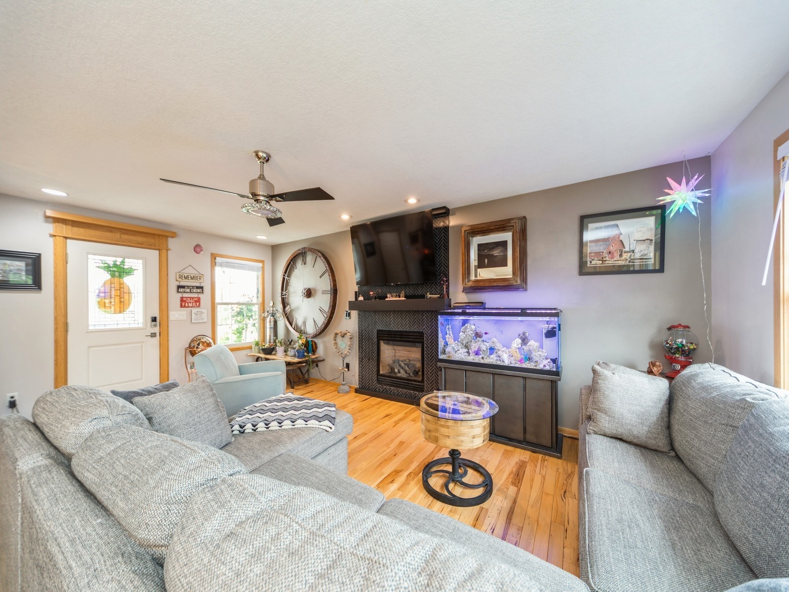 2110 SE Leeann Drive, Waukee, Iowa image 4