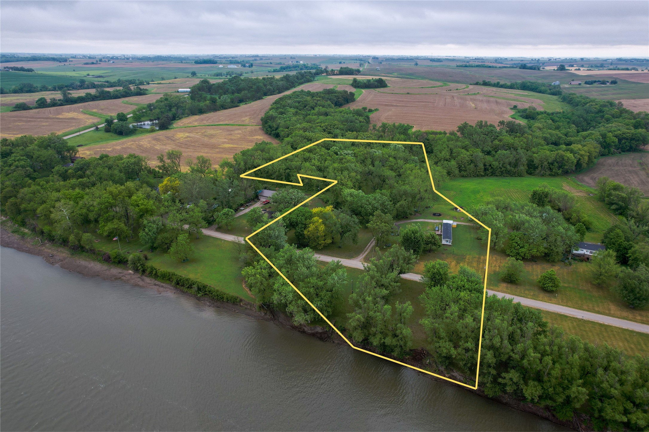 1412 River Road Court, Oskaloosa, Iowa image 1