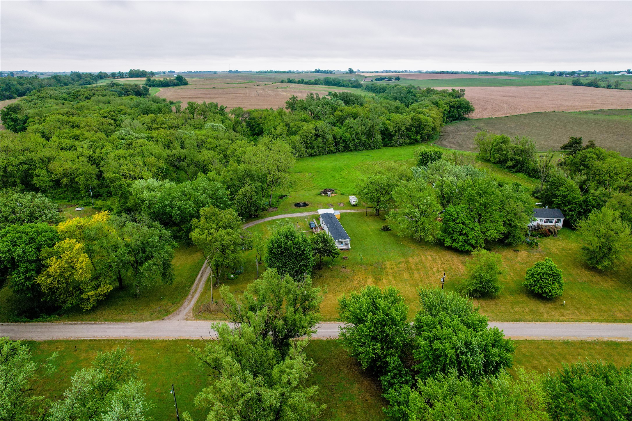 1412 River Road Court, Oskaloosa, Iowa image 4