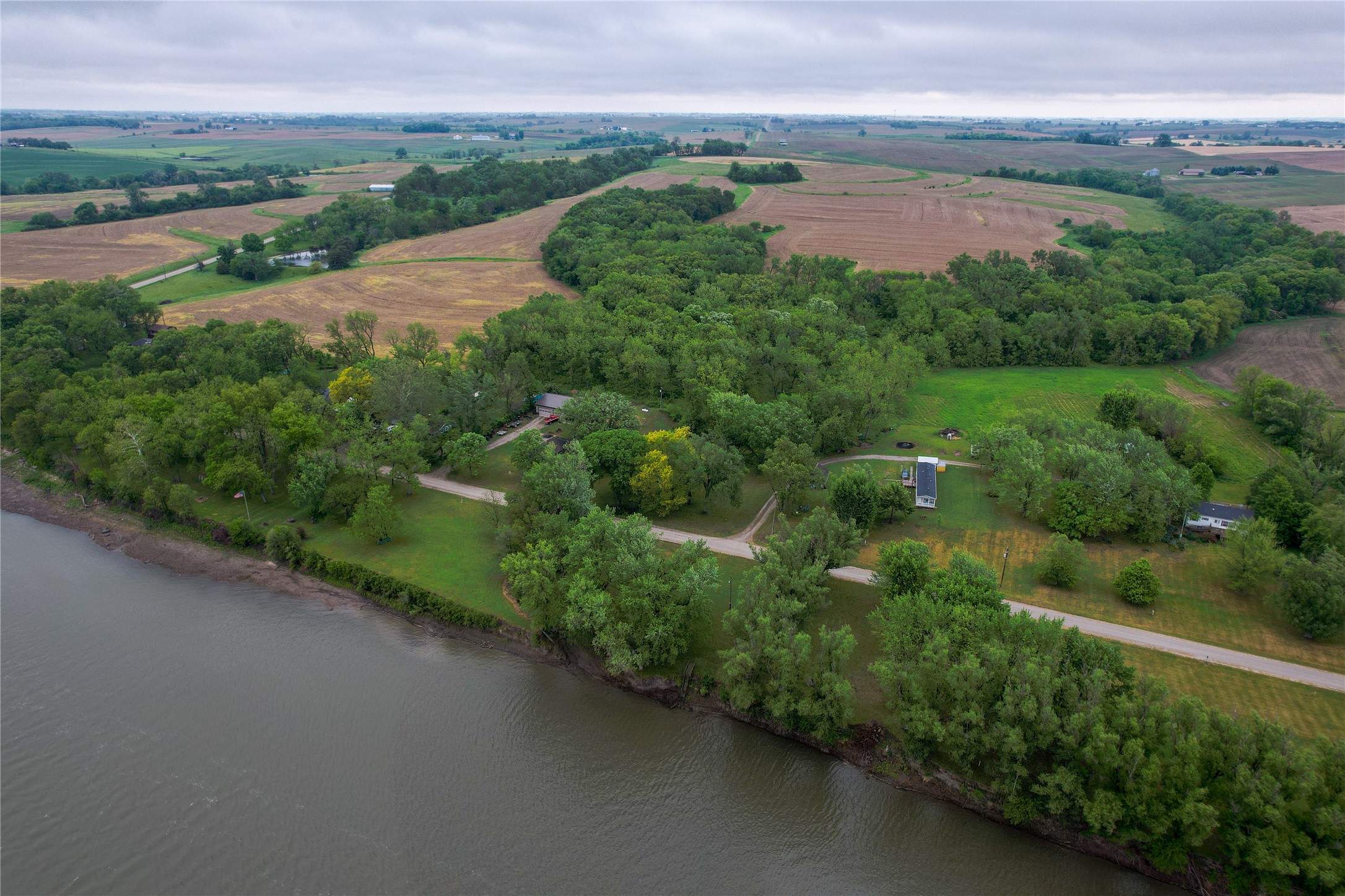 1412 River Road Court, Oskaloosa, Iowa image 5
