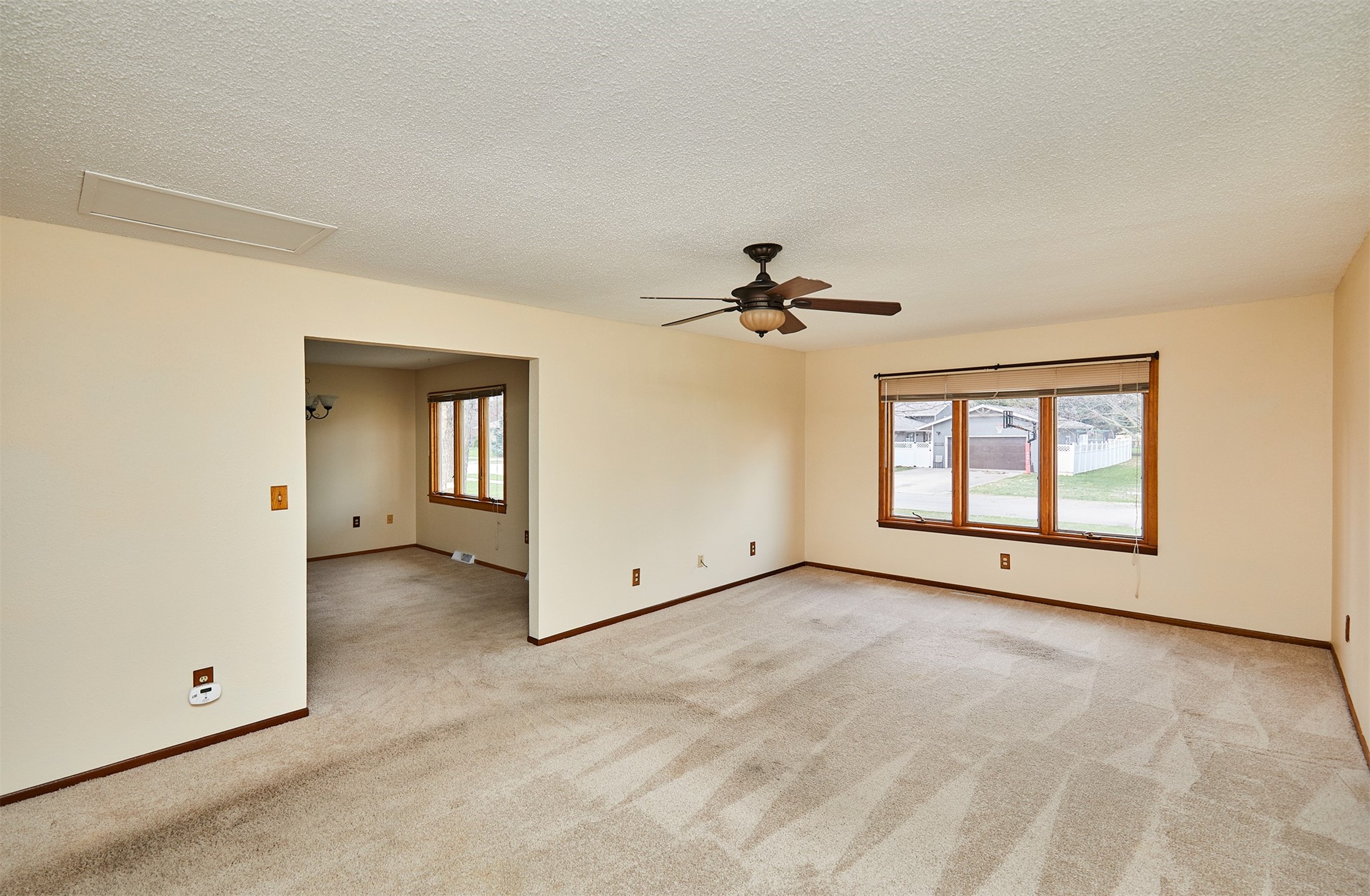 420 NE Cedar Avenue, Earlham, Iowa image 11