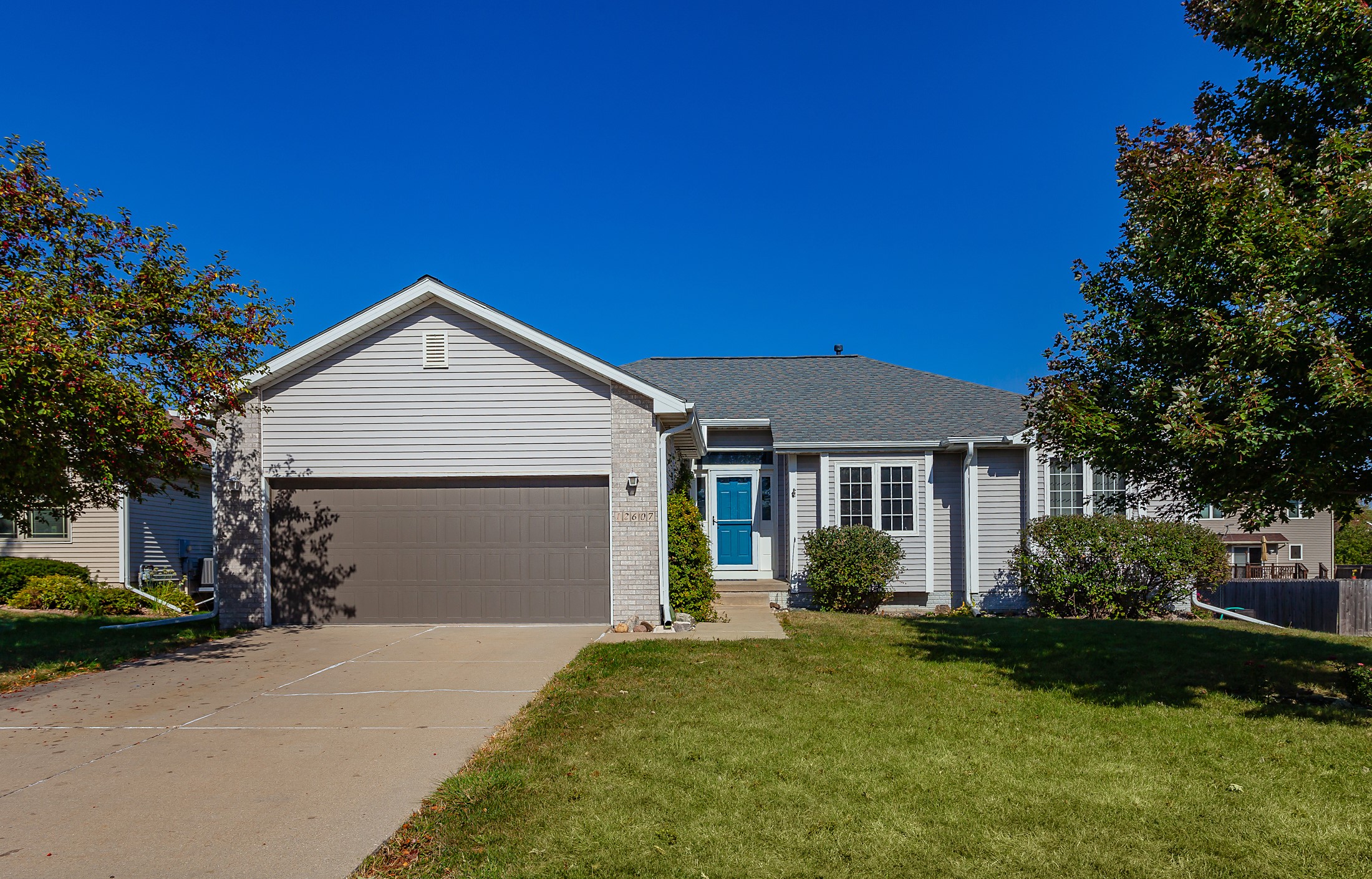 12607 Valdez Drive, Urbandale, Iowa image 1