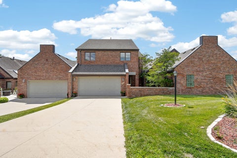 Condo For Sale - 664 58th Street #3<br/> Polk County, West Des Moines, IA 50266