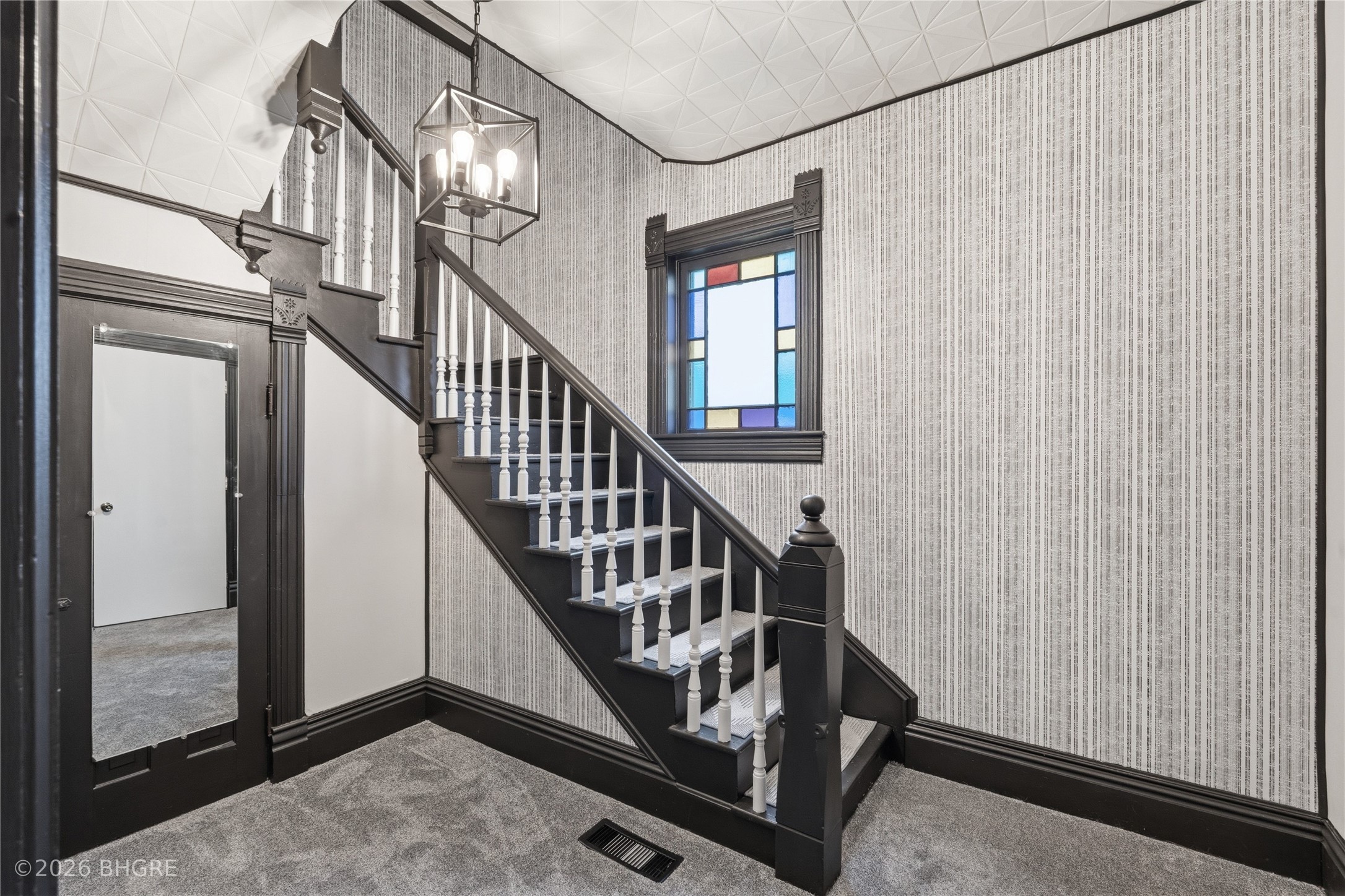 602 W Robinson Street