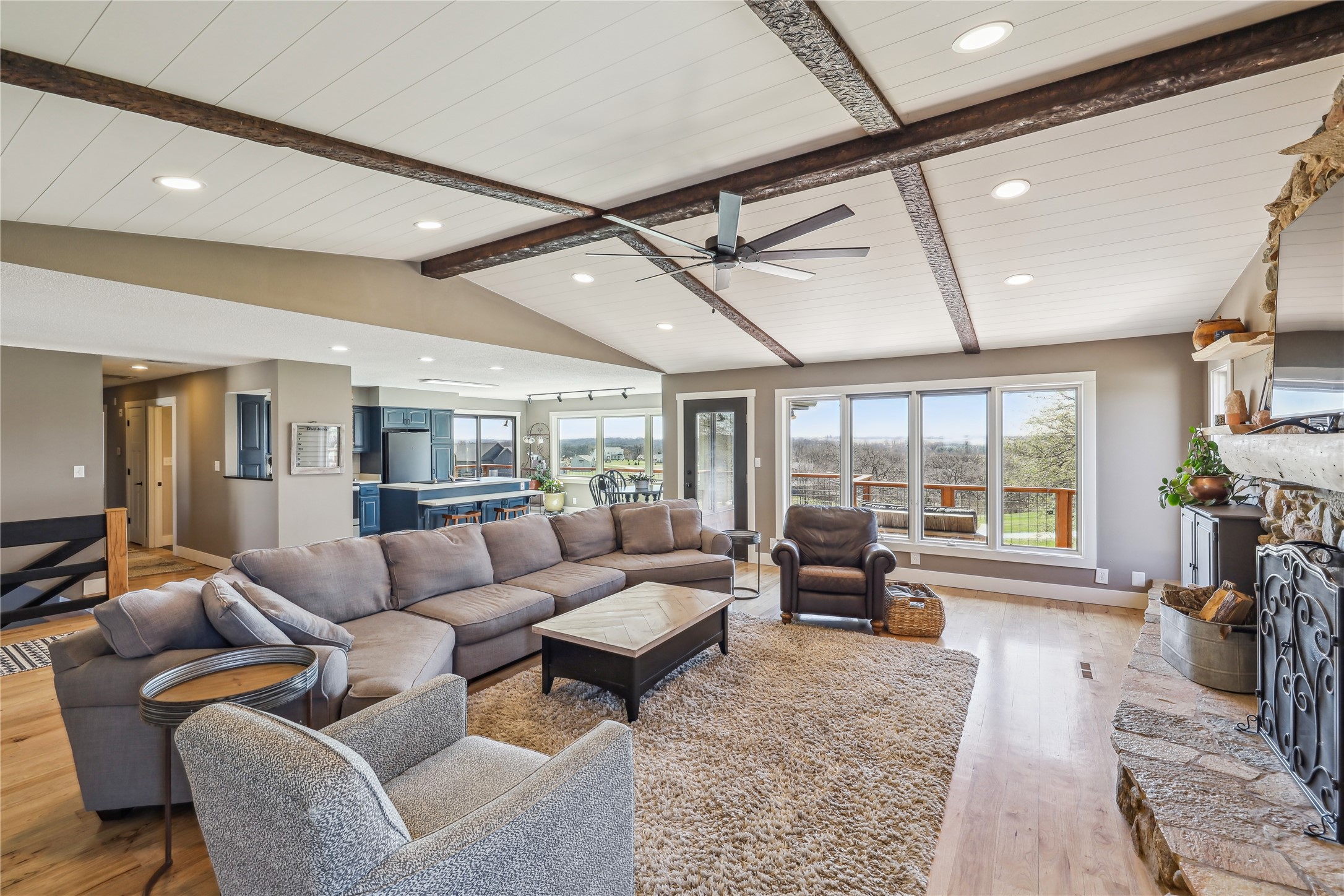 33065 W Trail Ridge Circle, Adel, Iowa image 4