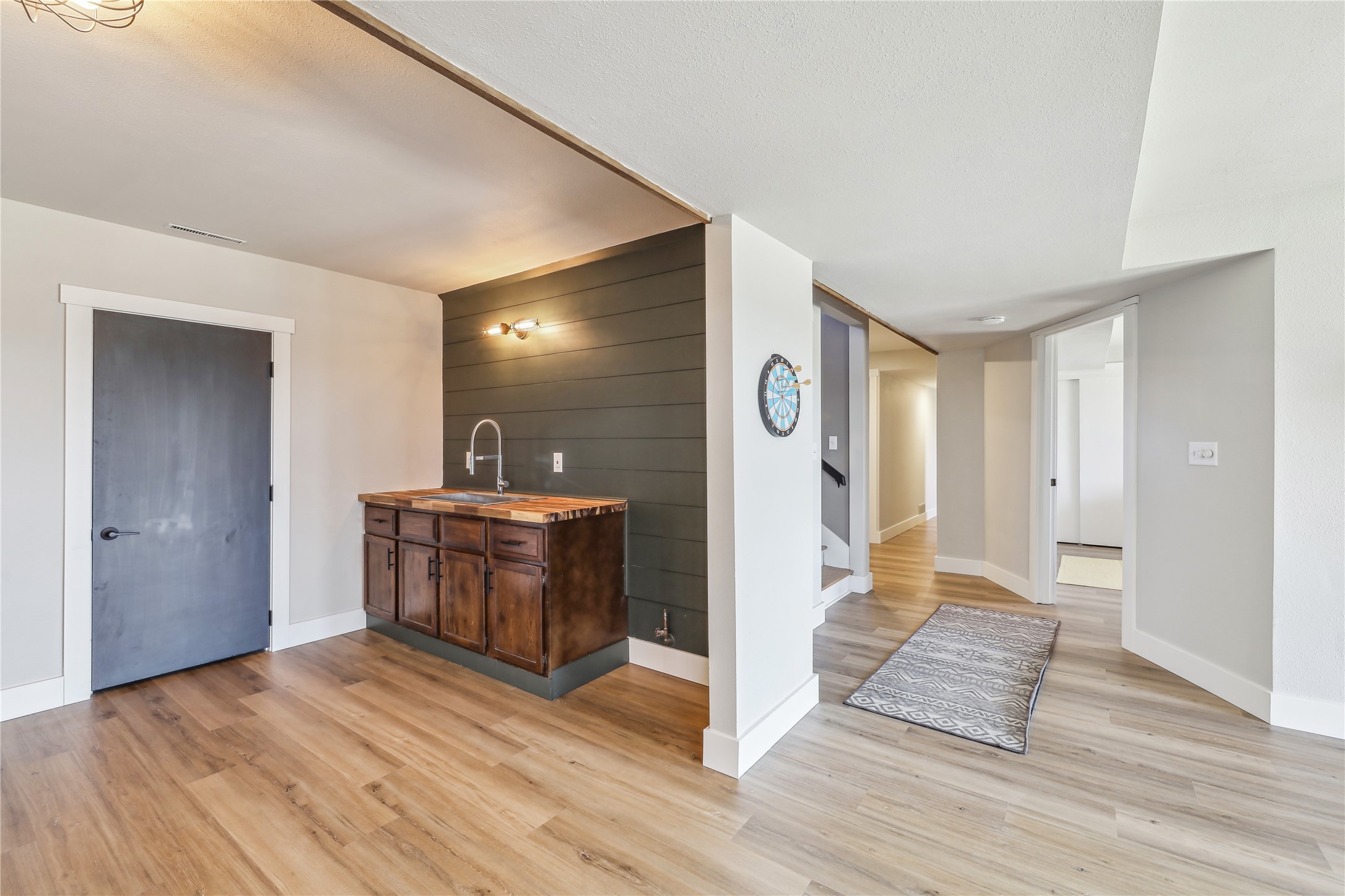 33065 W Trail Ridge Circle, Adel, Iowa image 18
