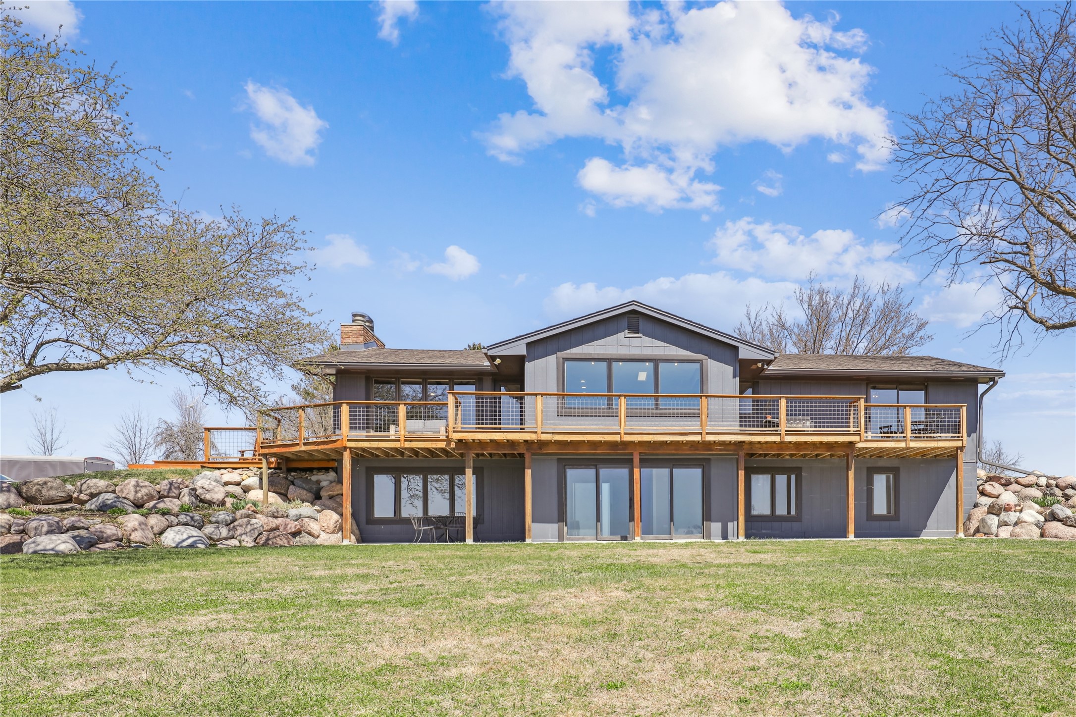 33065 W Trail Ridge Circle, Adel, Iowa image 2