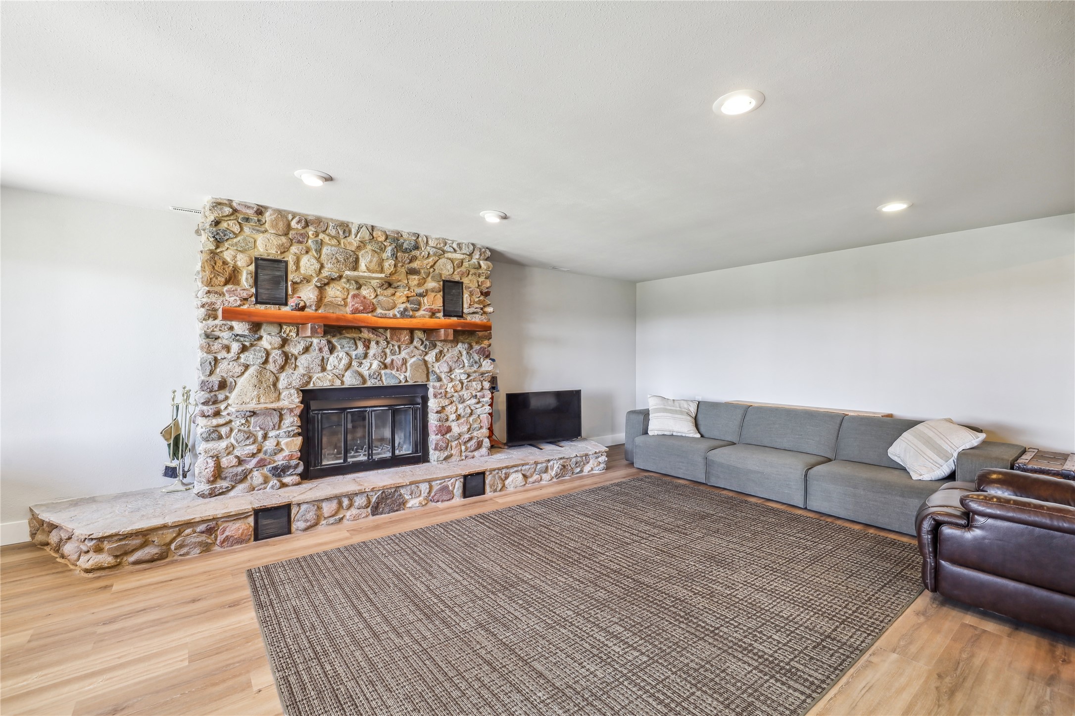33065 W Trail Ridge Circle, Adel, Iowa image 17