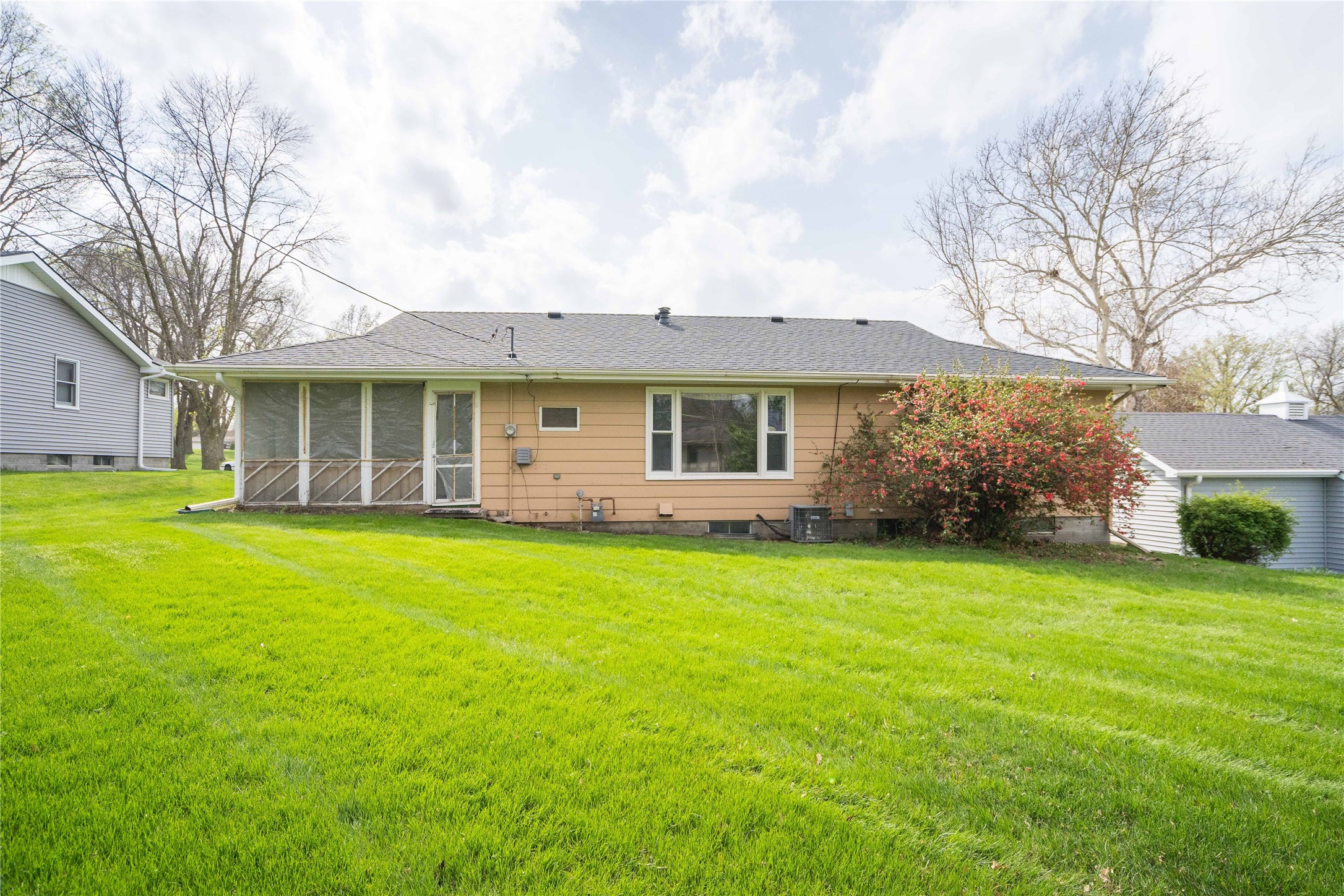 810 15 Street, Perry, Iowa image 4