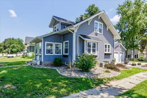 Homes For Sale - 400 E 1st Street<br/> Marion County, Pella, IA 50219