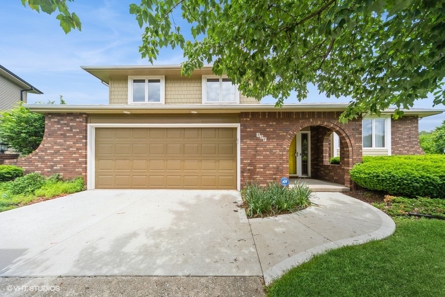 521 51st Street, West Des Moines, Iowa image 2