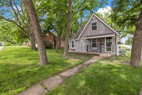 Homes For Sale - 402 S 11th Street<br/> Adel, IA 50003