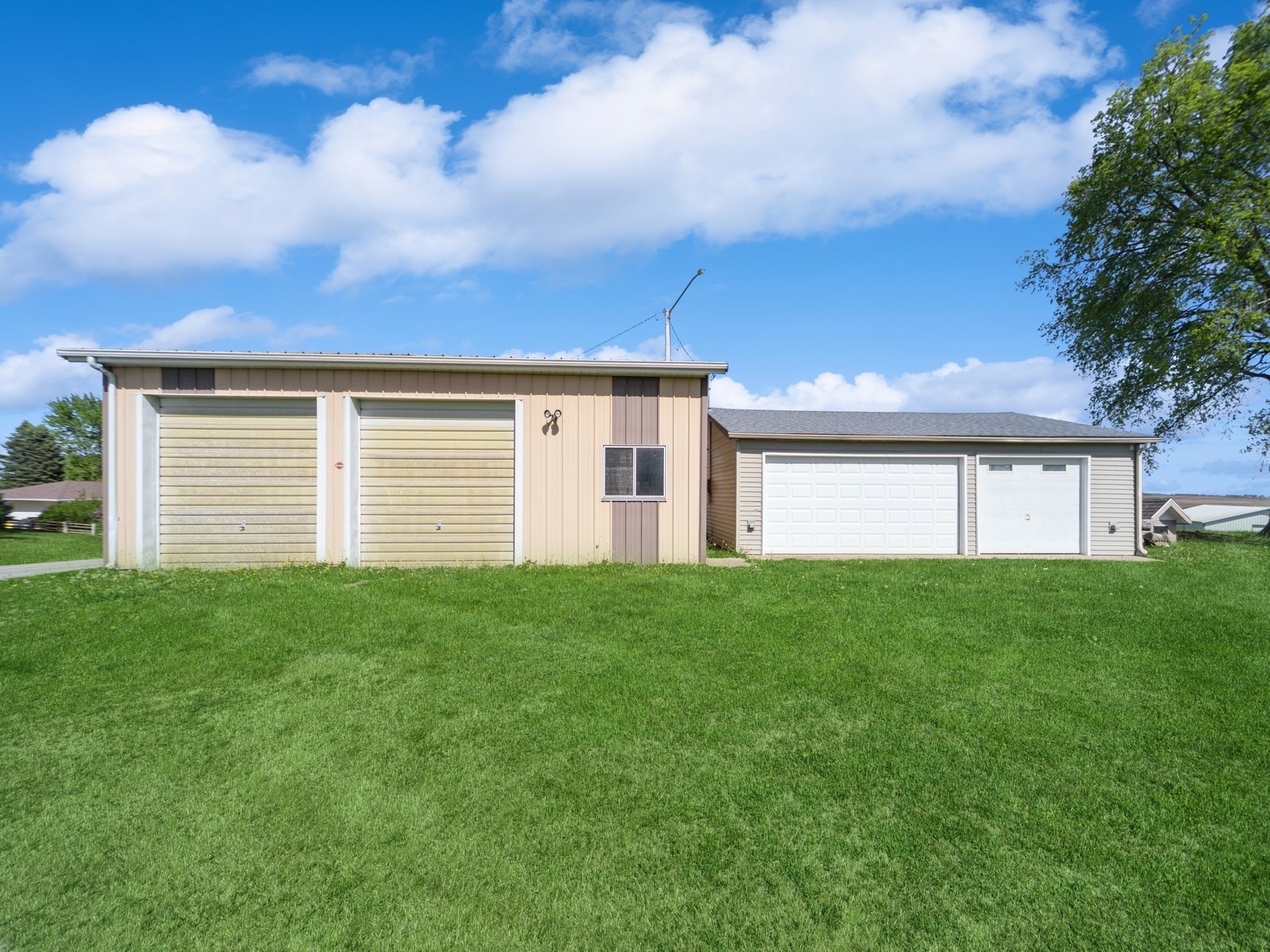 1953 S 44th Avenue, Newton, Iowa image 35