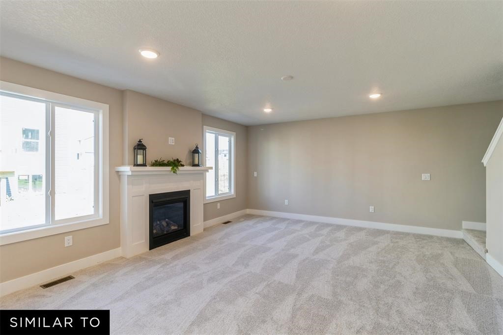 1012 Willow Valley Drive, Norwalk, Iowa image 9