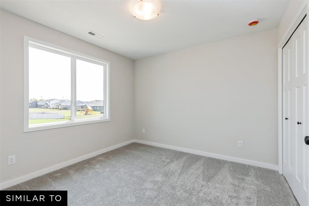 1012 Willow Valley Drive, Norwalk, Iowa image 17