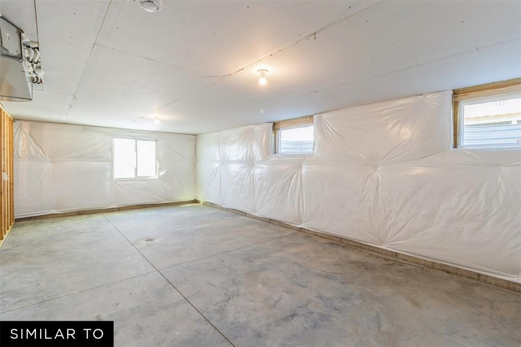1012 Willow Valley Drive, Norwalk, Iowa image 21