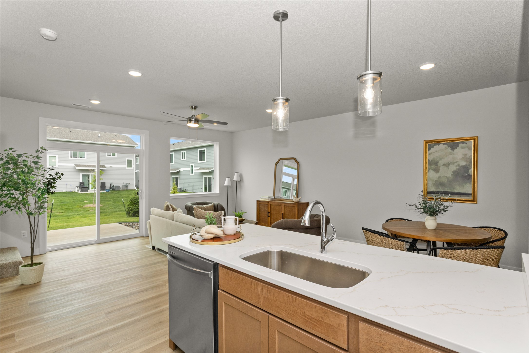 212 NW Waverly Drive, Waukee, Iowa image 8