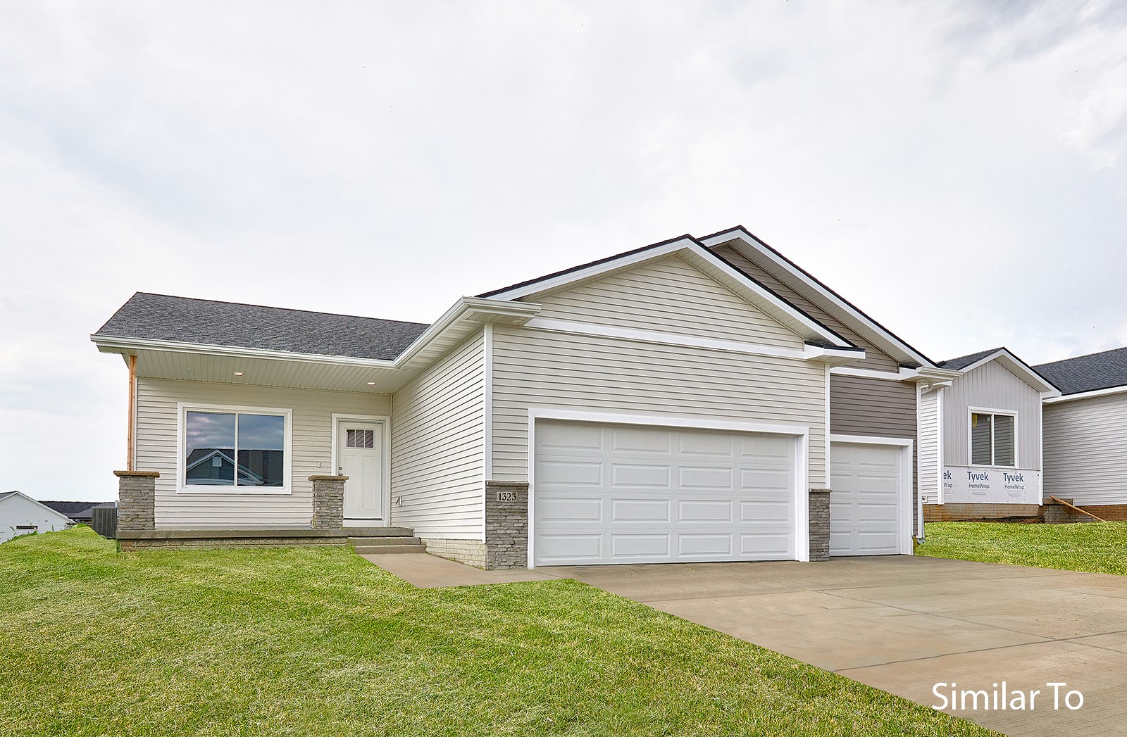 1099 NE 64th Avenue, Des Moines, Iowa image 2