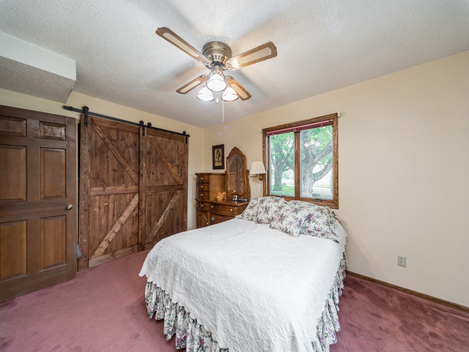 18990 365th Street, Earlham, Iowa image 11