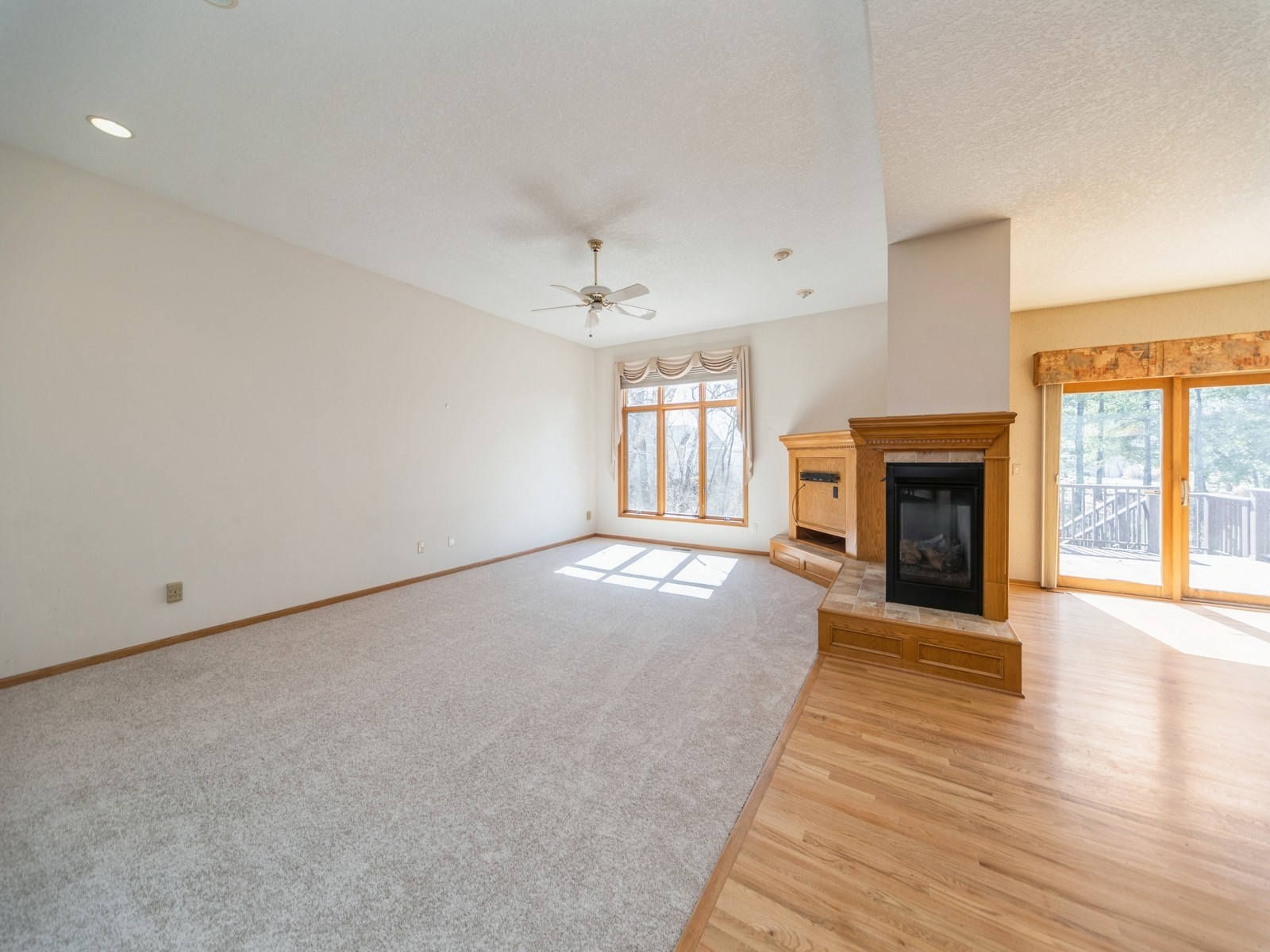 13098 Pinecrest Lane, Clive, Iowa image 10
