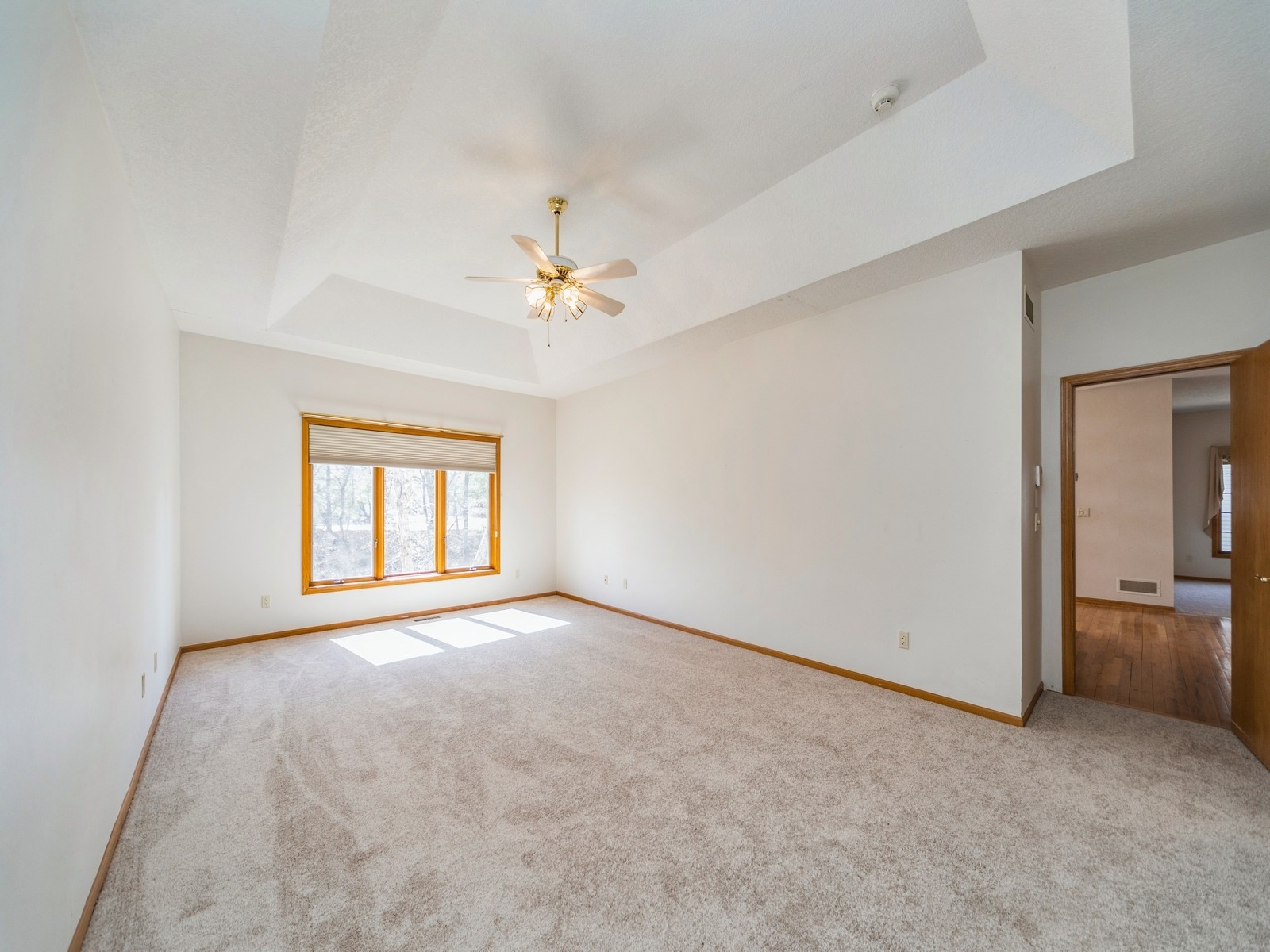 13098 Pinecrest Lane, Clive, Iowa image 15
