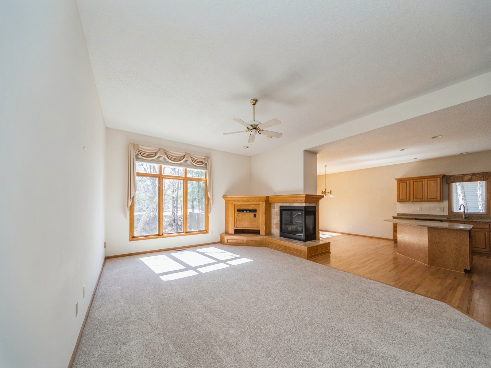 13098 Pinecrest Lane, Clive, Iowa image 13