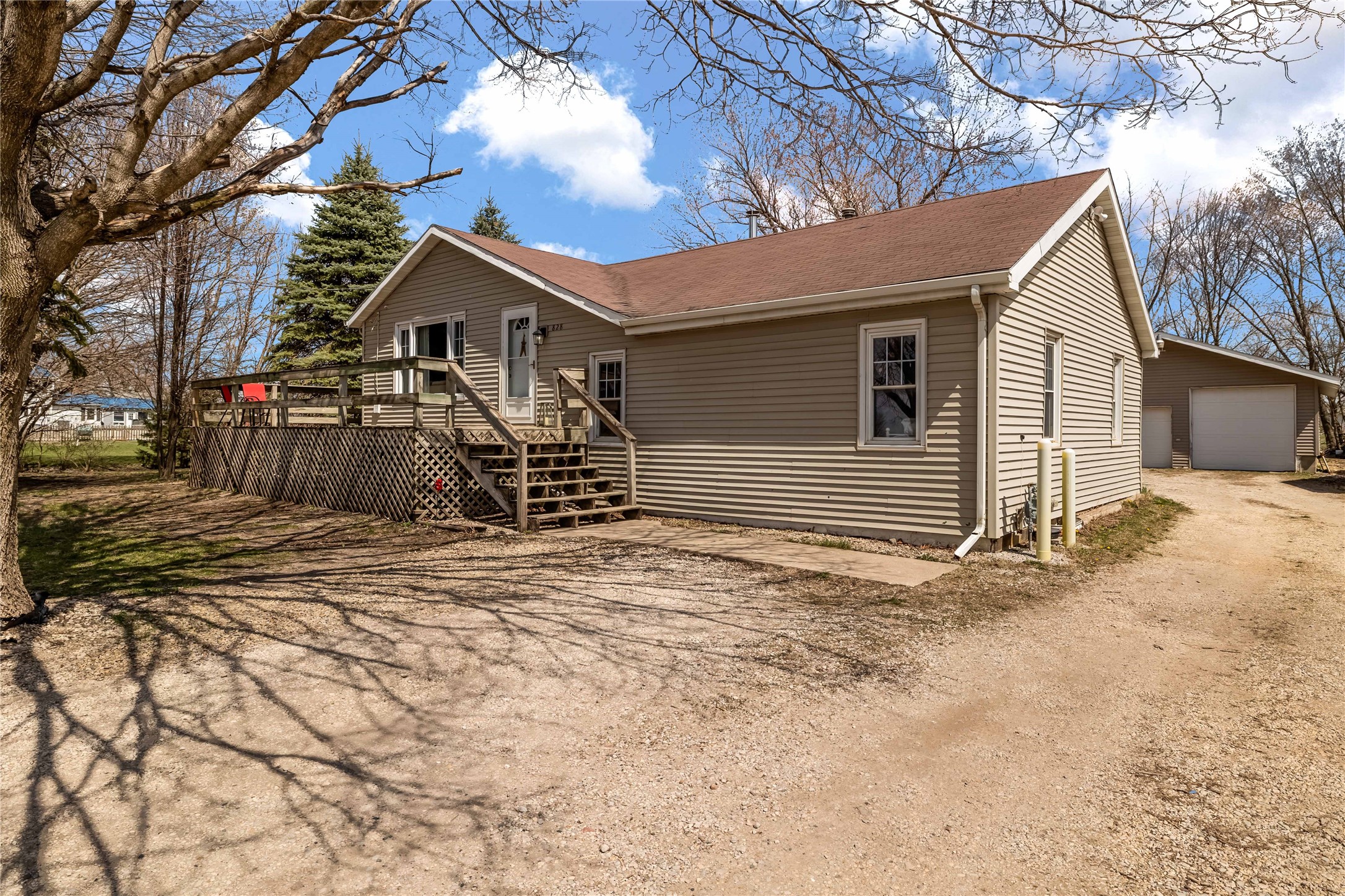828 Curtis Street, Boone, Iowa image 2