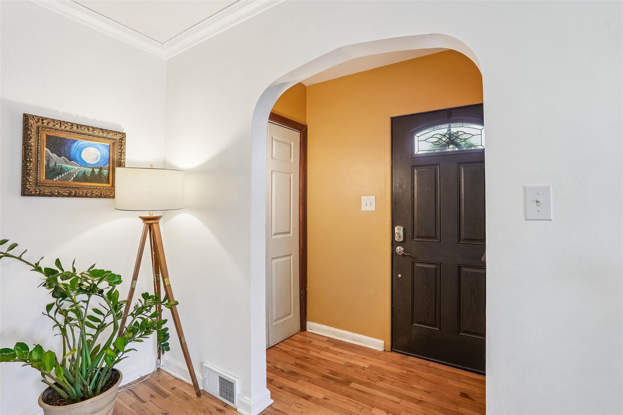 2670 Wisconsin Avenue