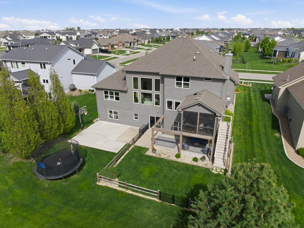 Ankeny, Iowa, 50023, United States, 5 Bedrooms Bedrooms, ,5 BathroomsBathrooms,Residential,Active,2052119