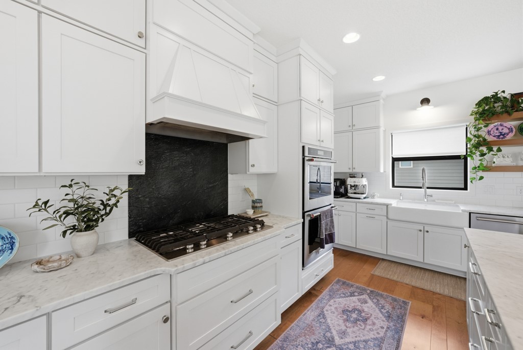 Ankeny, Iowa, 50023, United States, 5 Bedrooms Bedrooms, ,5 BathroomsBathrooms,Residential,Active,2052119