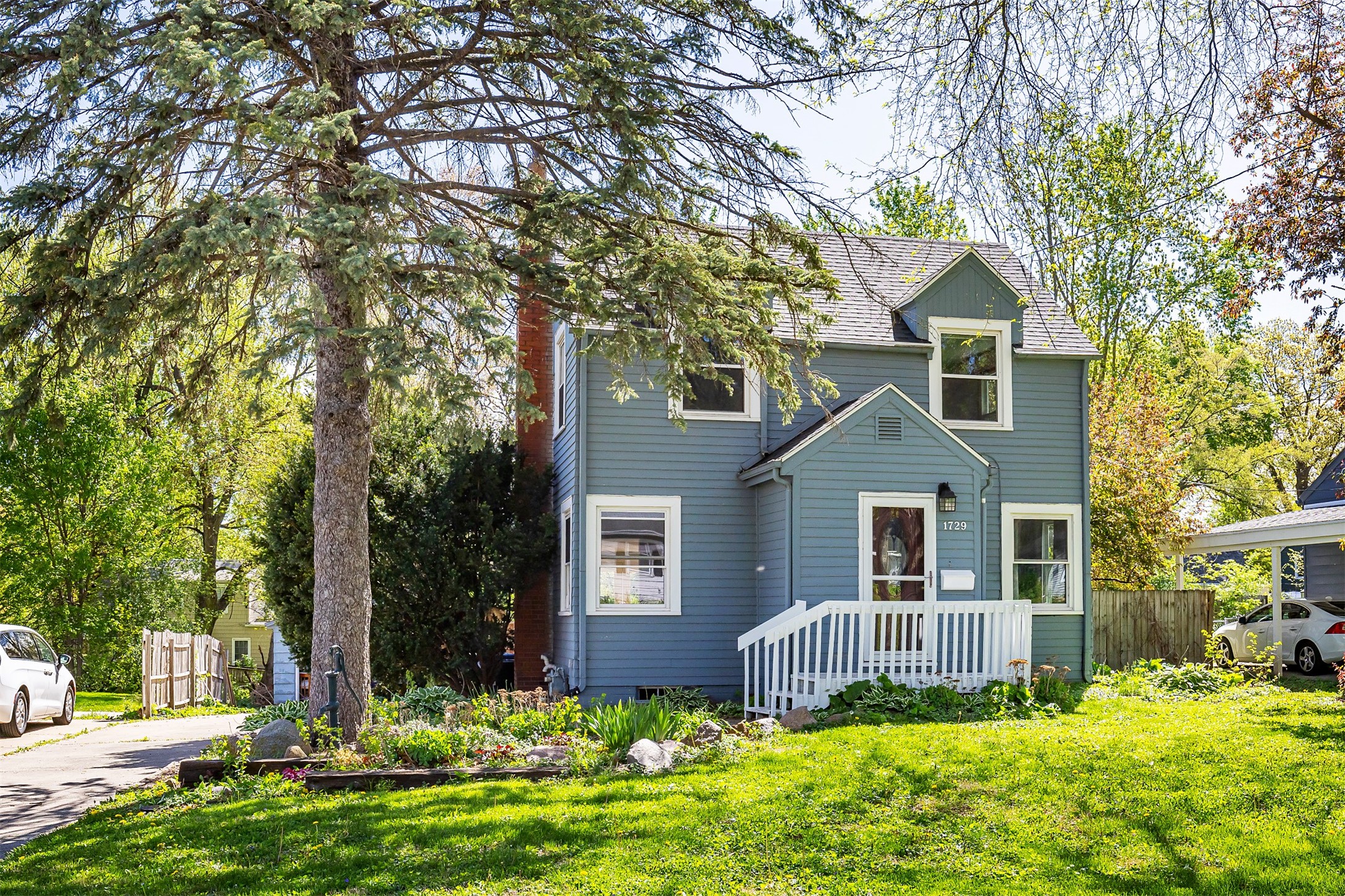 1729 45th Street, Des Moines, Iowa image 2