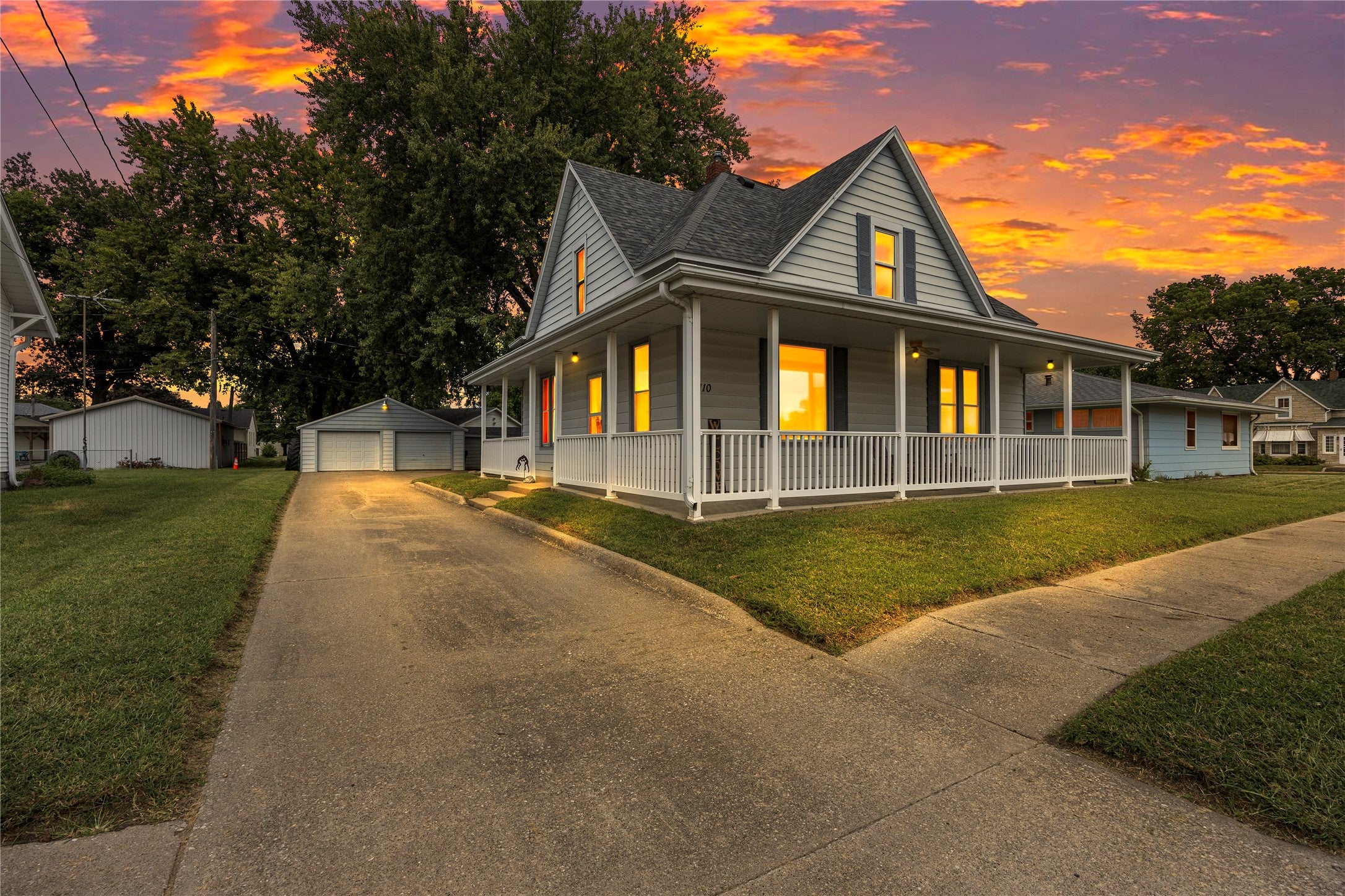 110 E Iowa Street