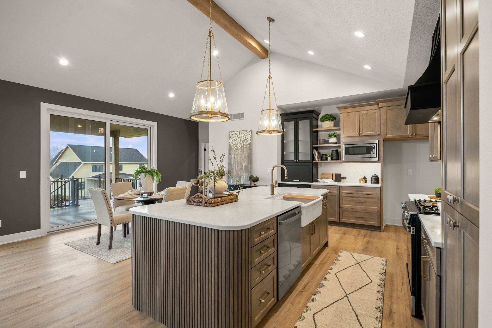 8380 Edgewood Court