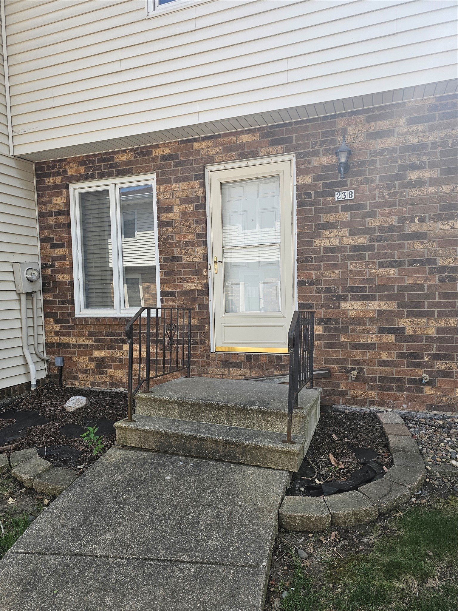 238 Holiday Circle 46