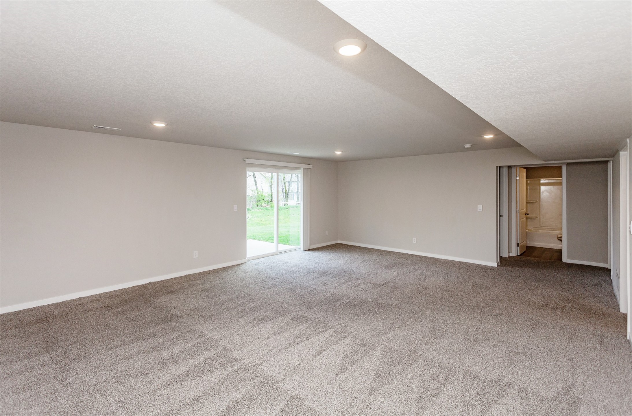 4944 Grandview Avenue, Des Moines, Iowa image 22