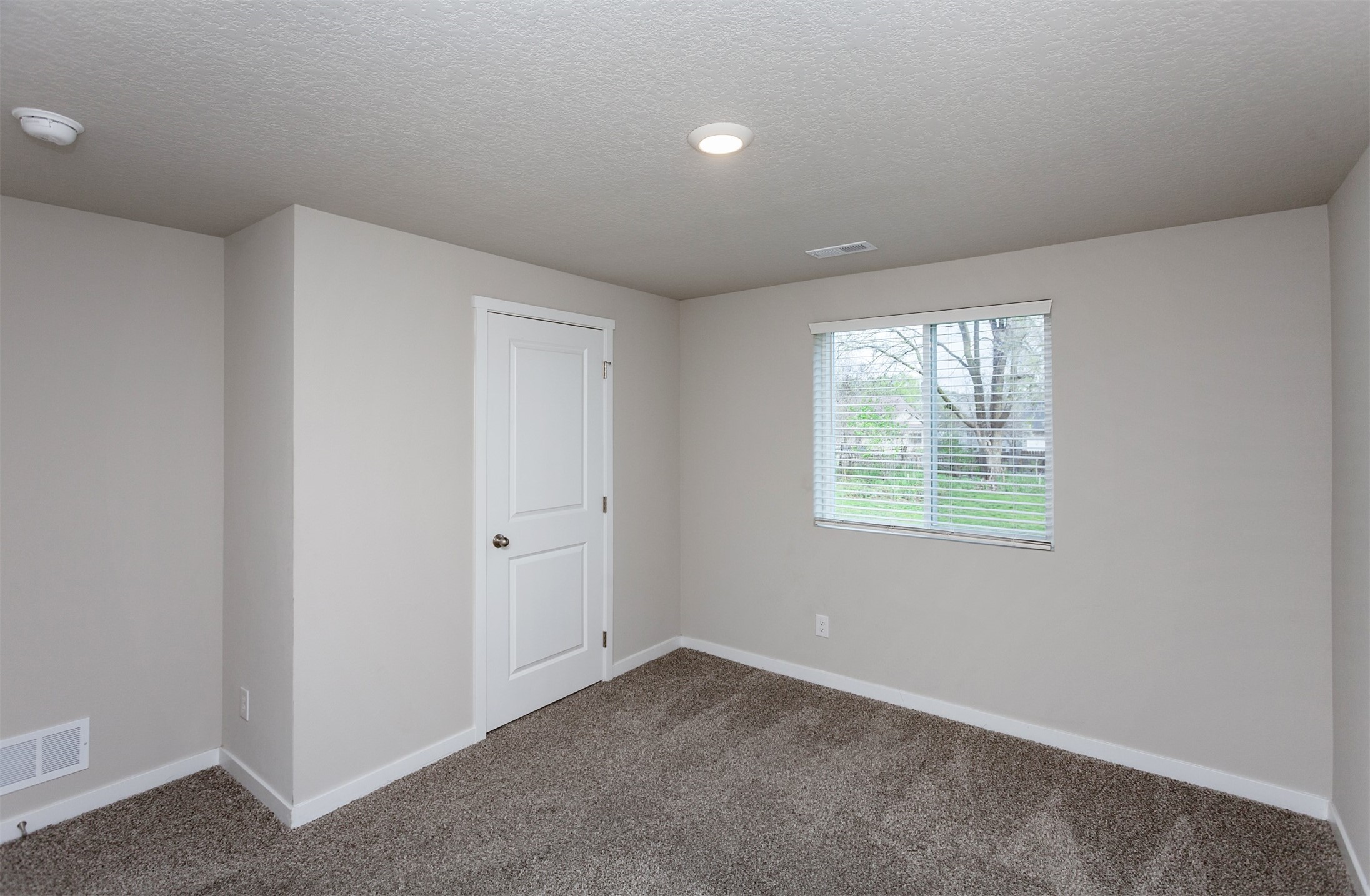4944 Grandview Avenue, Des Moines, Iowa image 23