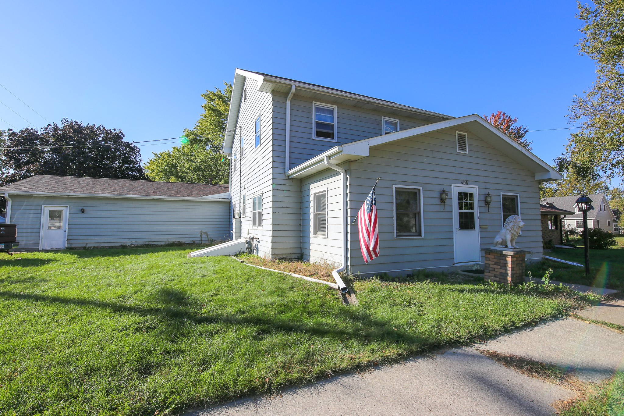 408 F Avenue, Nevada, Iowa image 1