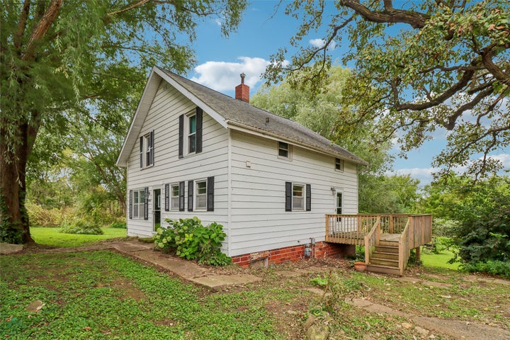 Photo 1 of 18 — 6900 SE 120th Street, Runnells, IA 50237
