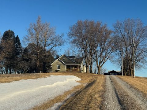Homes For Sale - 1515 220th Street<br/> Mahaska County, Leighton, IA 50143
