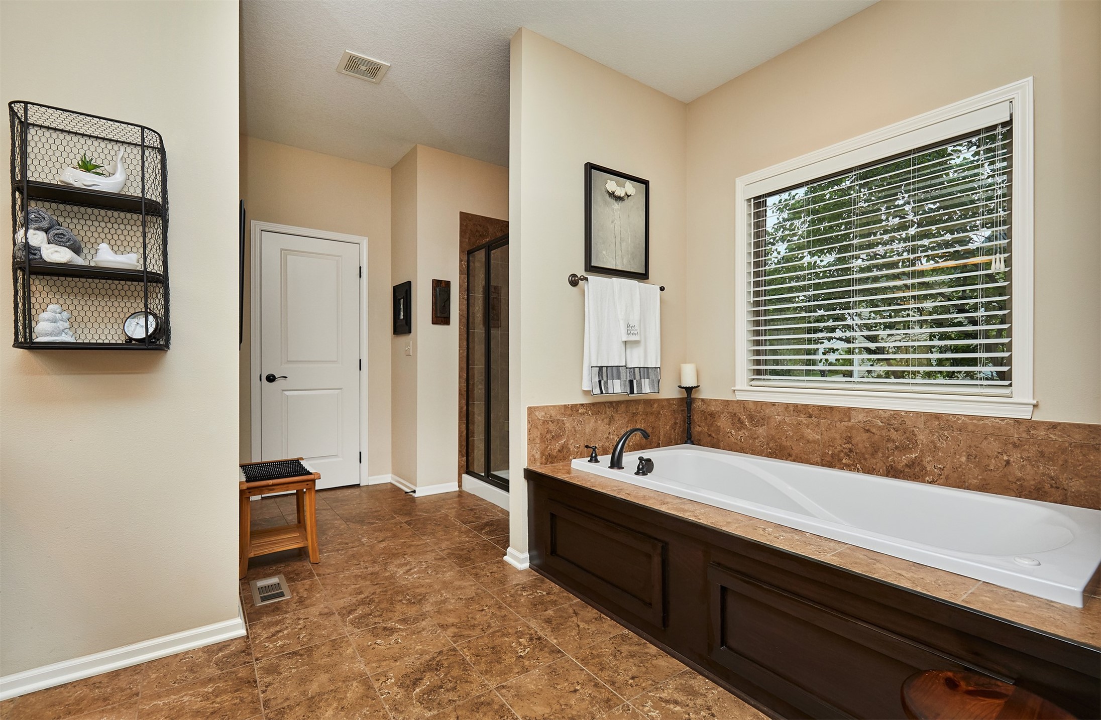 1585 Snyder Street, Waukee, Iowa image 17