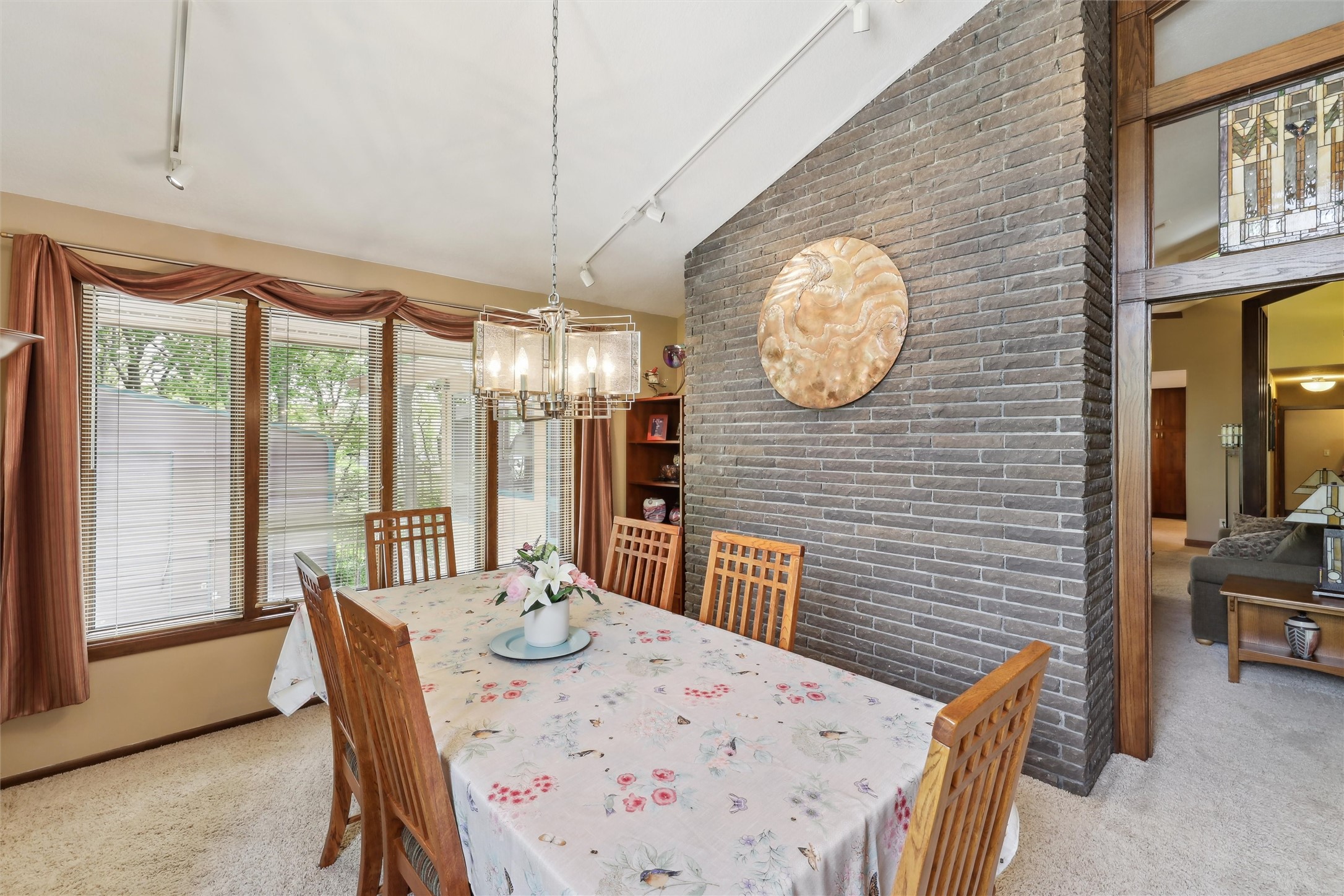 5310 NW Burr Oak Drive, Johnston, Iowa image 11