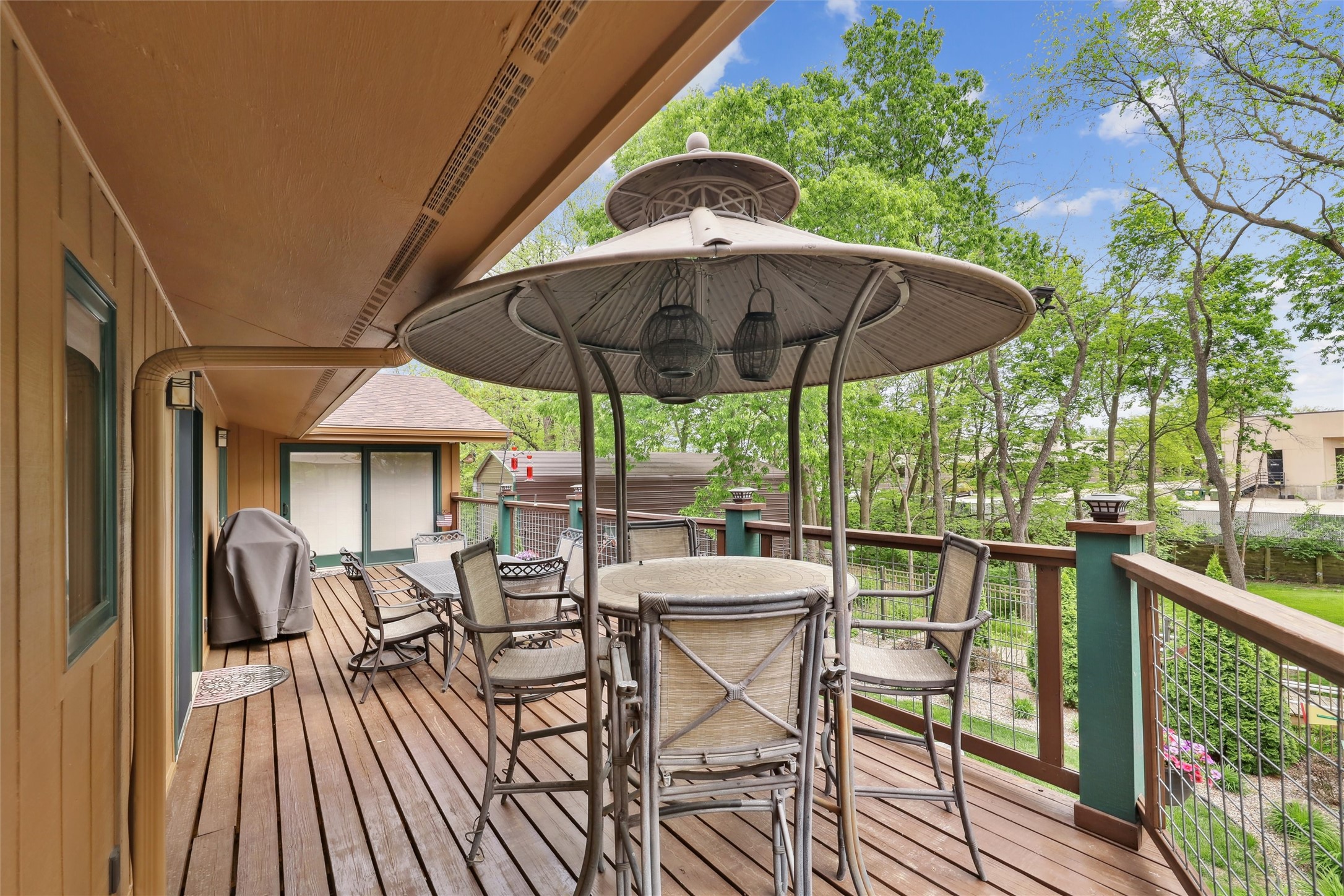 5310 NW Burr Oak Drive, Johnston, Iowa image 28